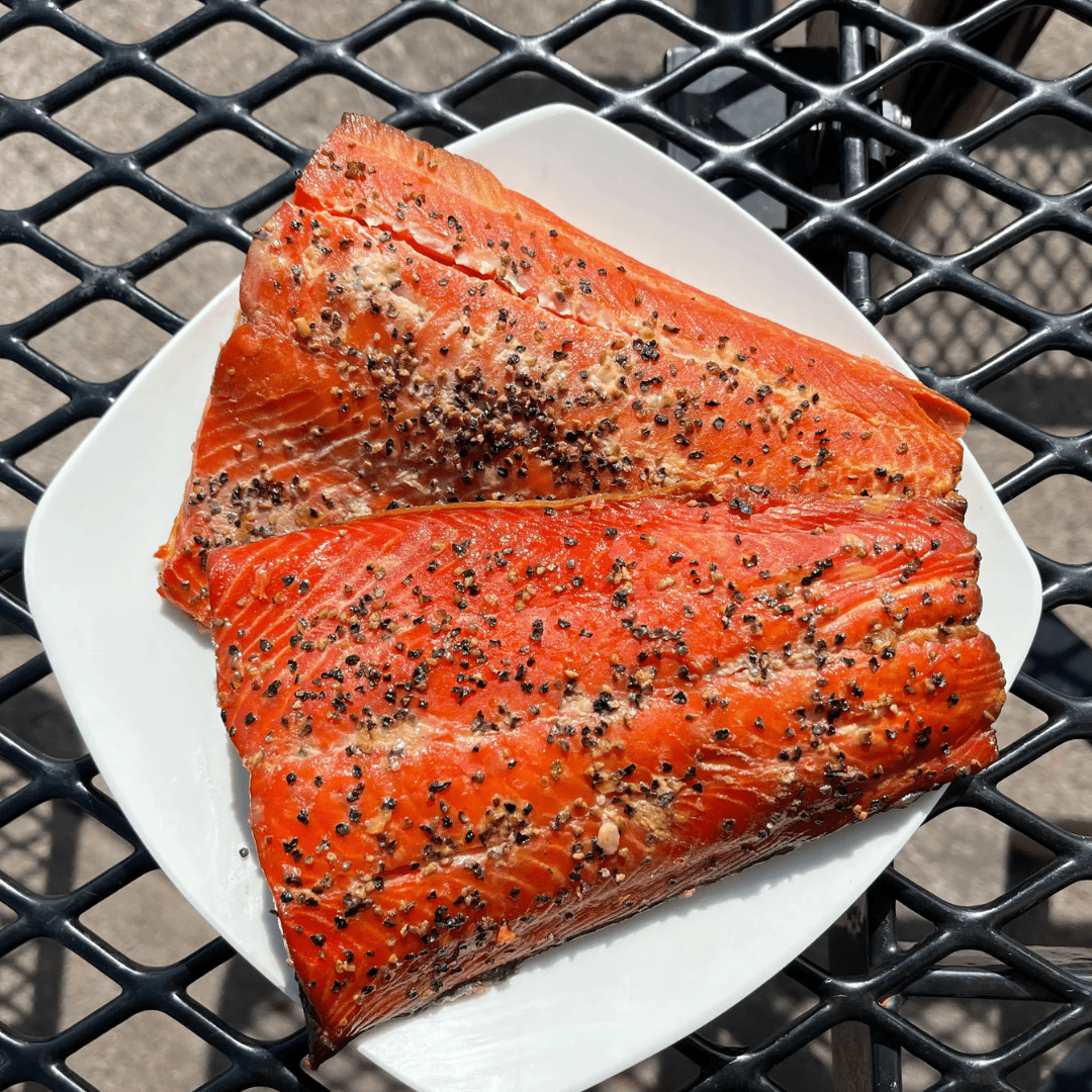 Peppered Smoked Salmon - Château Vert l'art du terroir