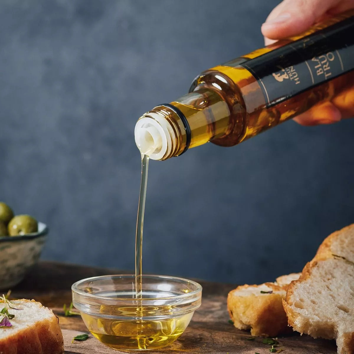 Huile d'Olive à la Truffe Noire (250ml) – Château Vert l'art du terroir